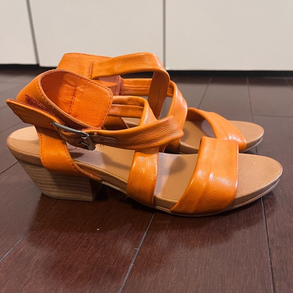 Leather sandals - Picture 4 of 6